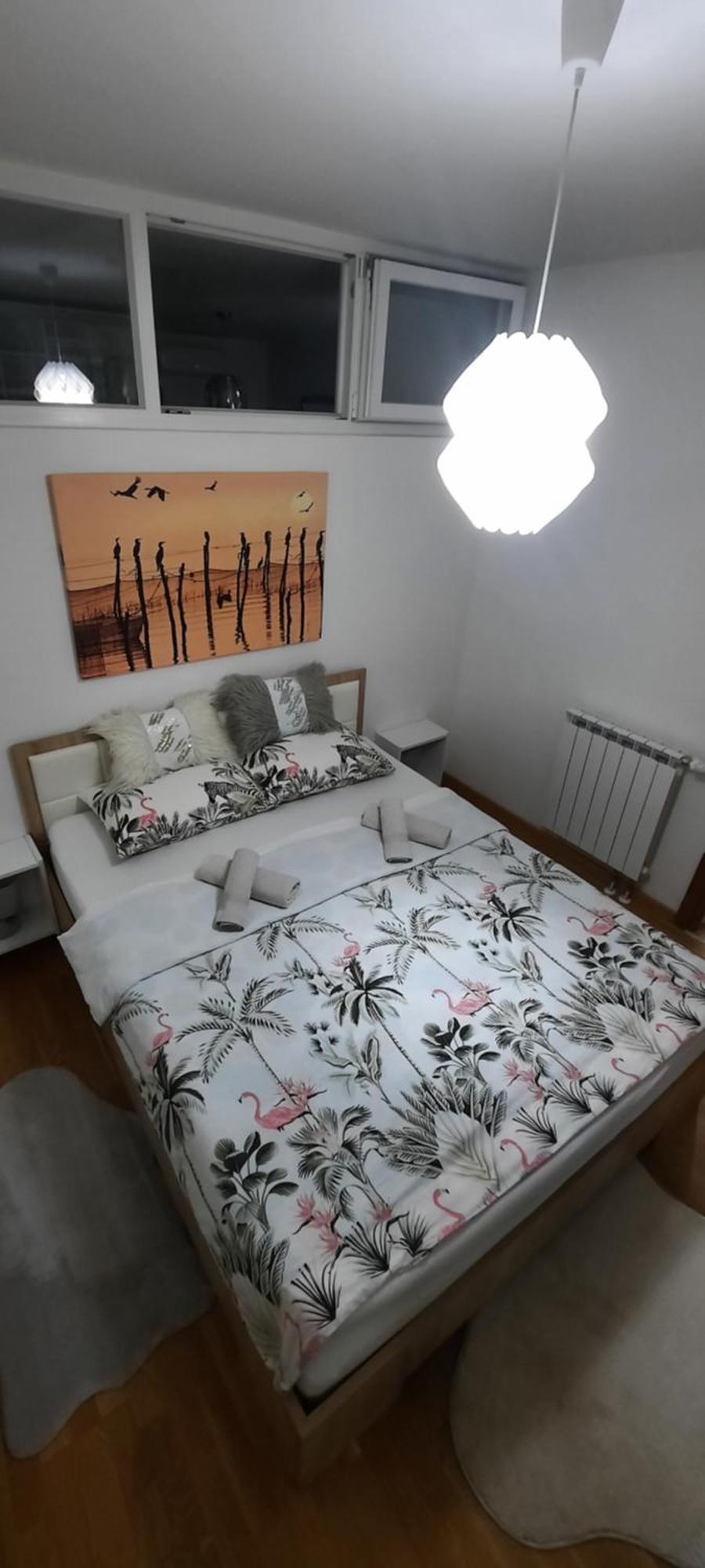 Apartman Bulevar Sarajevo - Free Parking Buitenkant foto